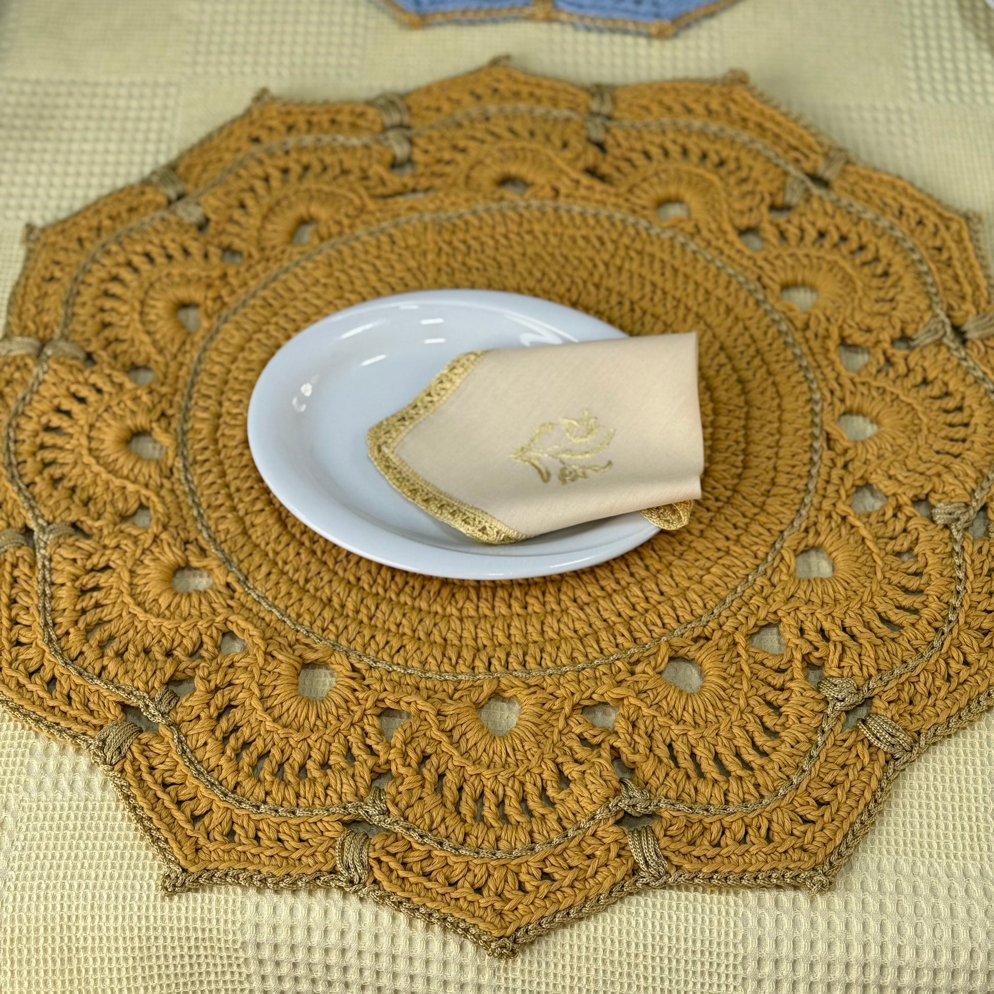 Série Sets de table au crochet colorés