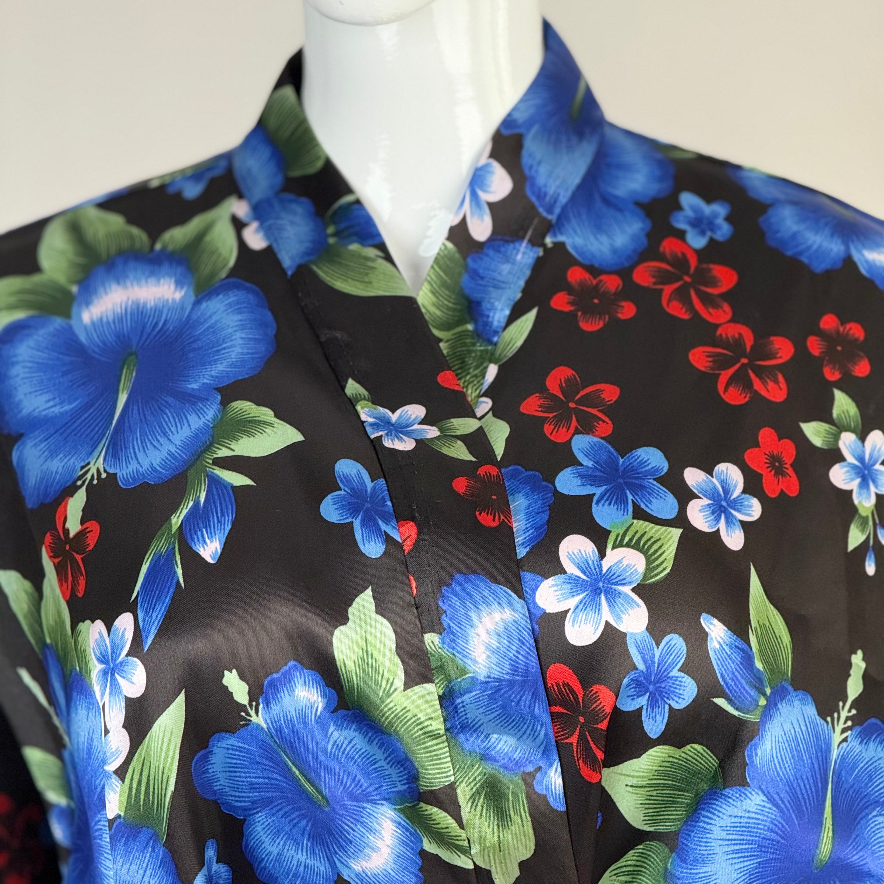 Kimono à fleurs bleues