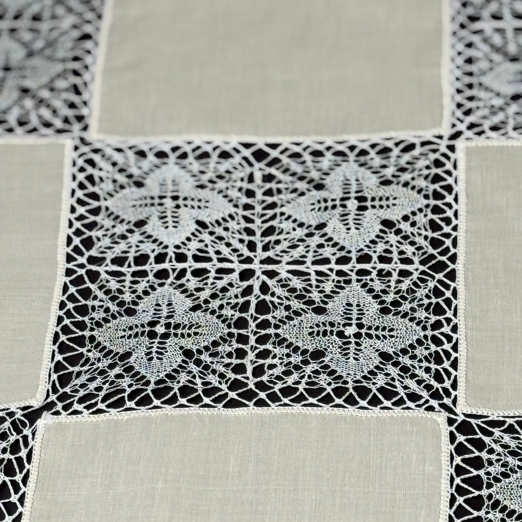 Nappe Dentelle Damier
