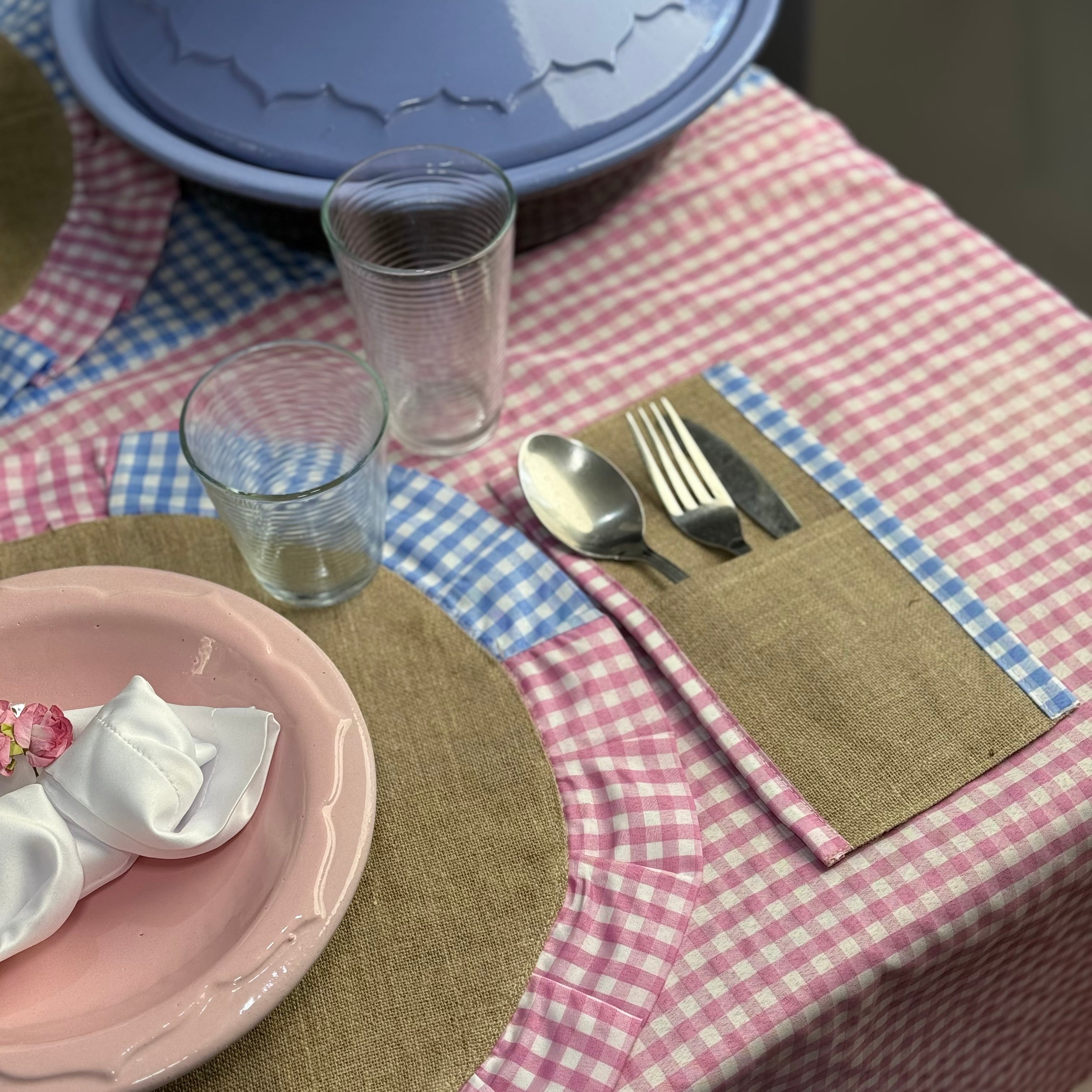 Série de table vichy bleu/rose