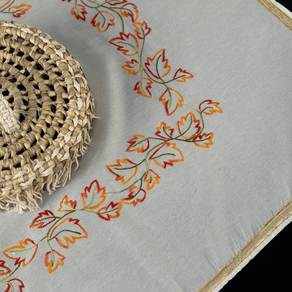 Nappe Brodé Feuilles d’Automne