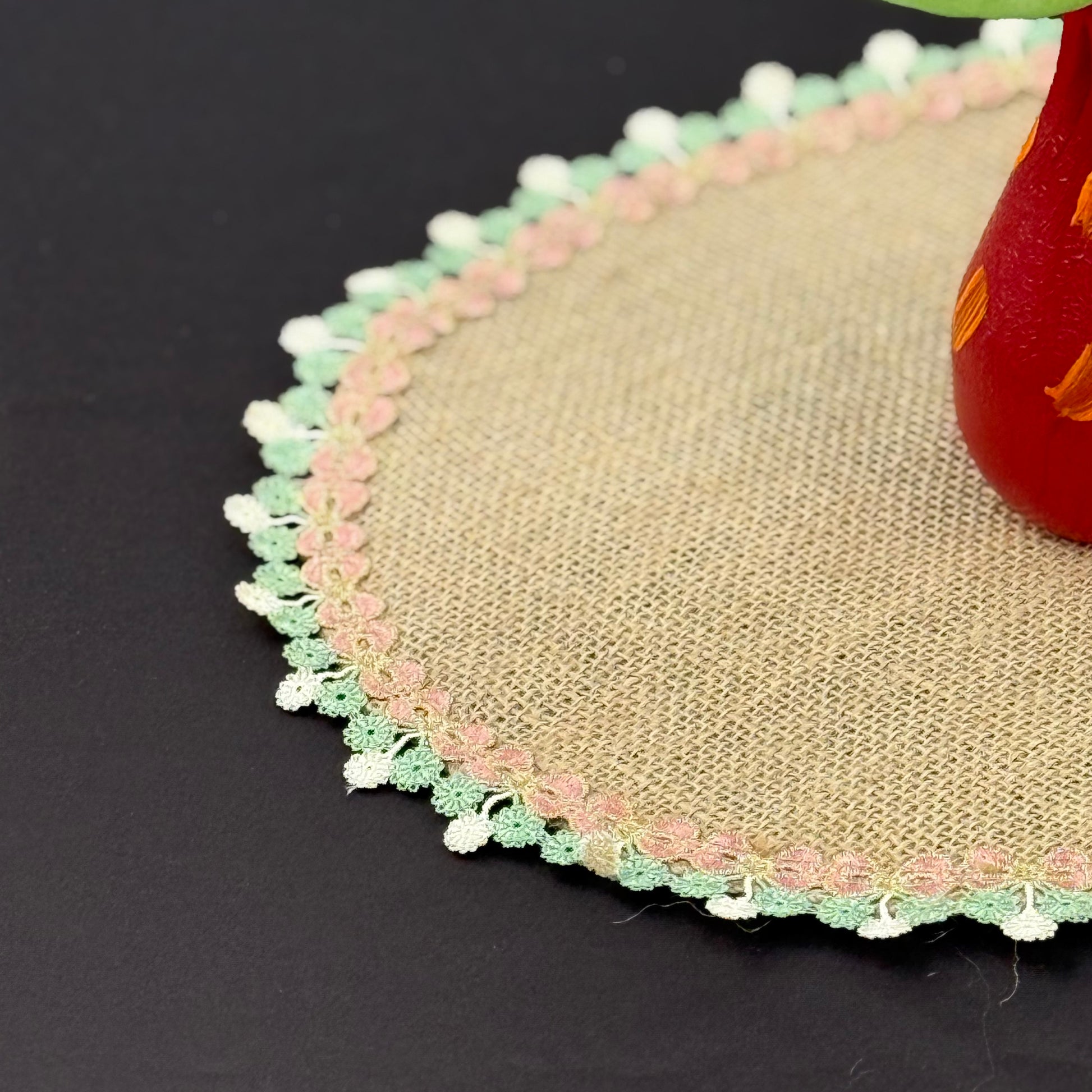 Napperons en khicha avec galons