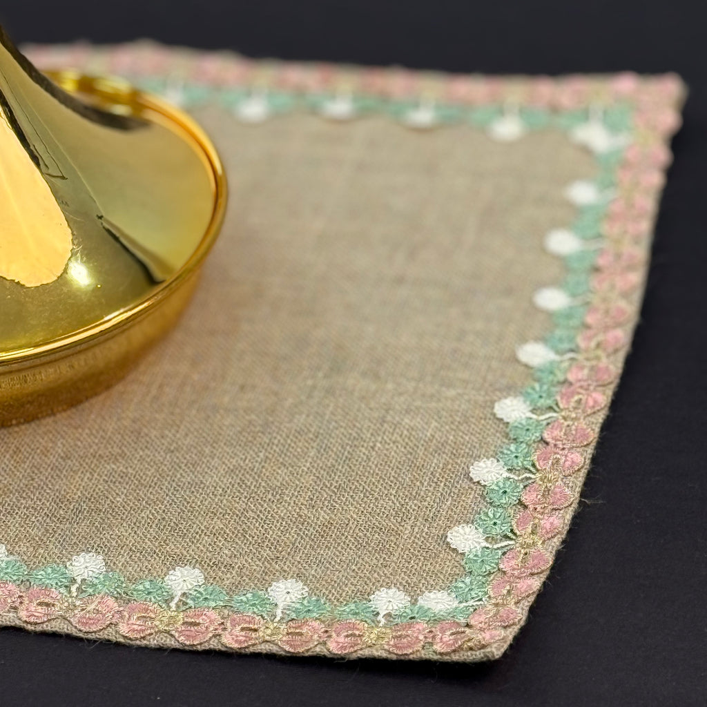 Napperons en khicha avec galons