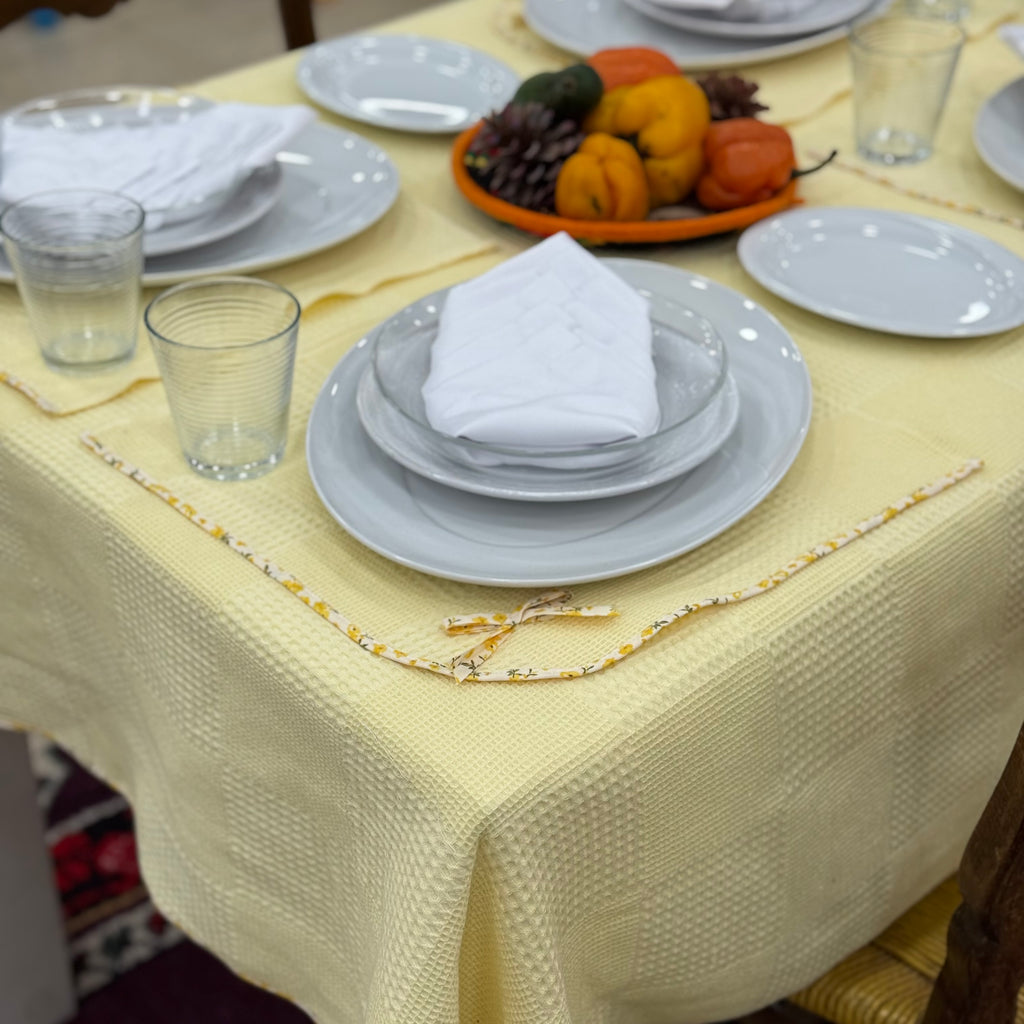 Série de table Racha