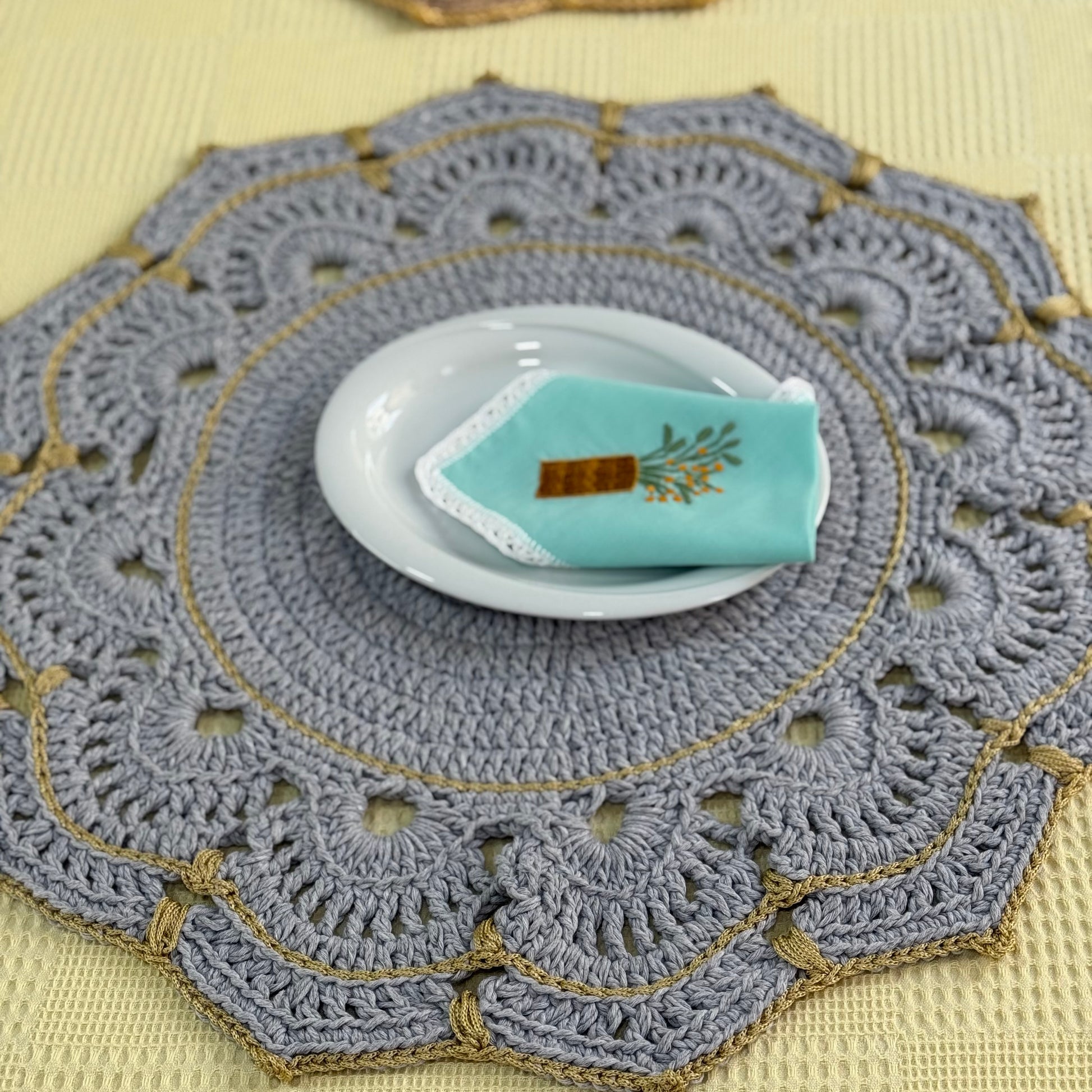 Série Sets de table au crochet colorés