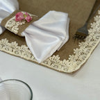 Chemin de Table Lin & Dentelle