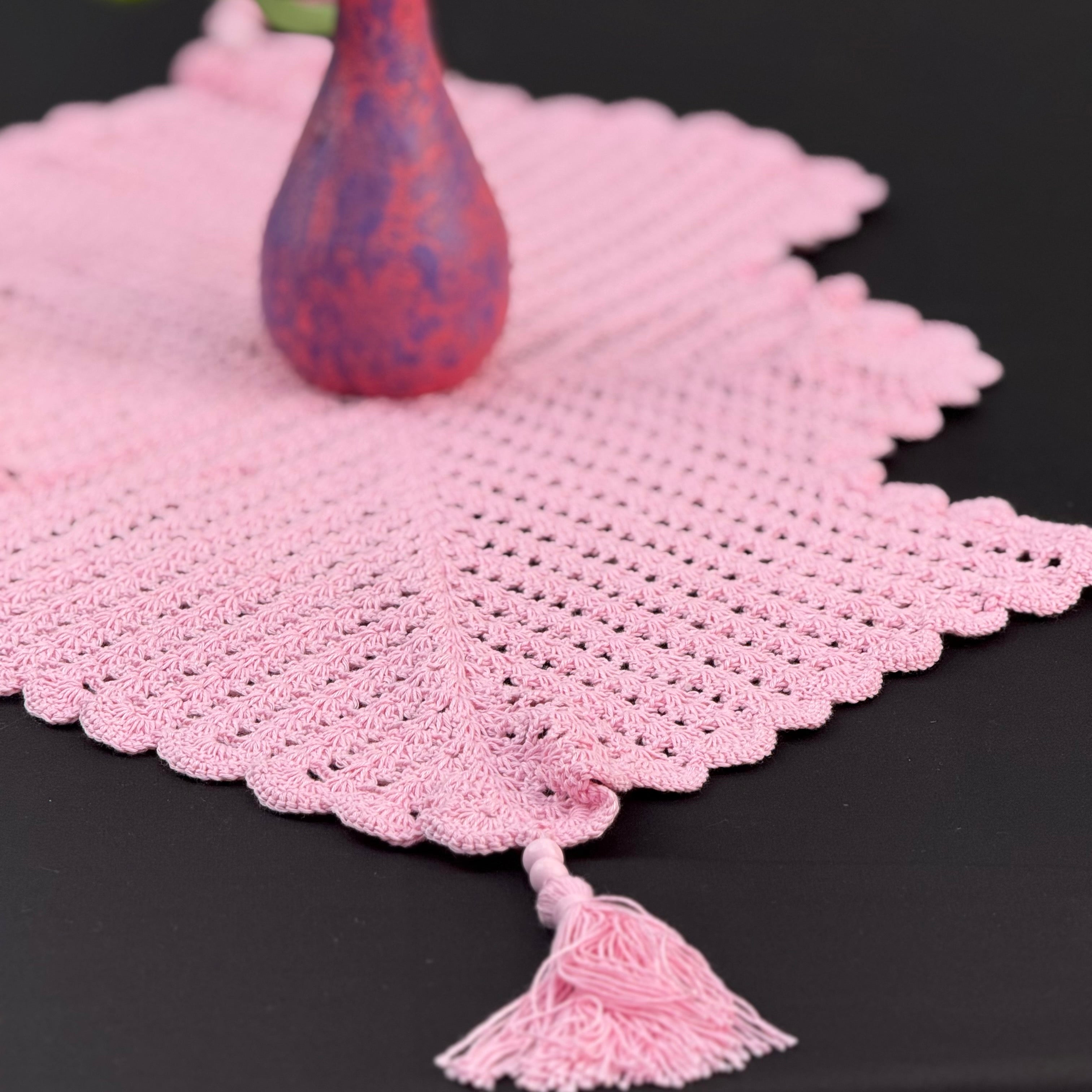 Chemin de table en crochet