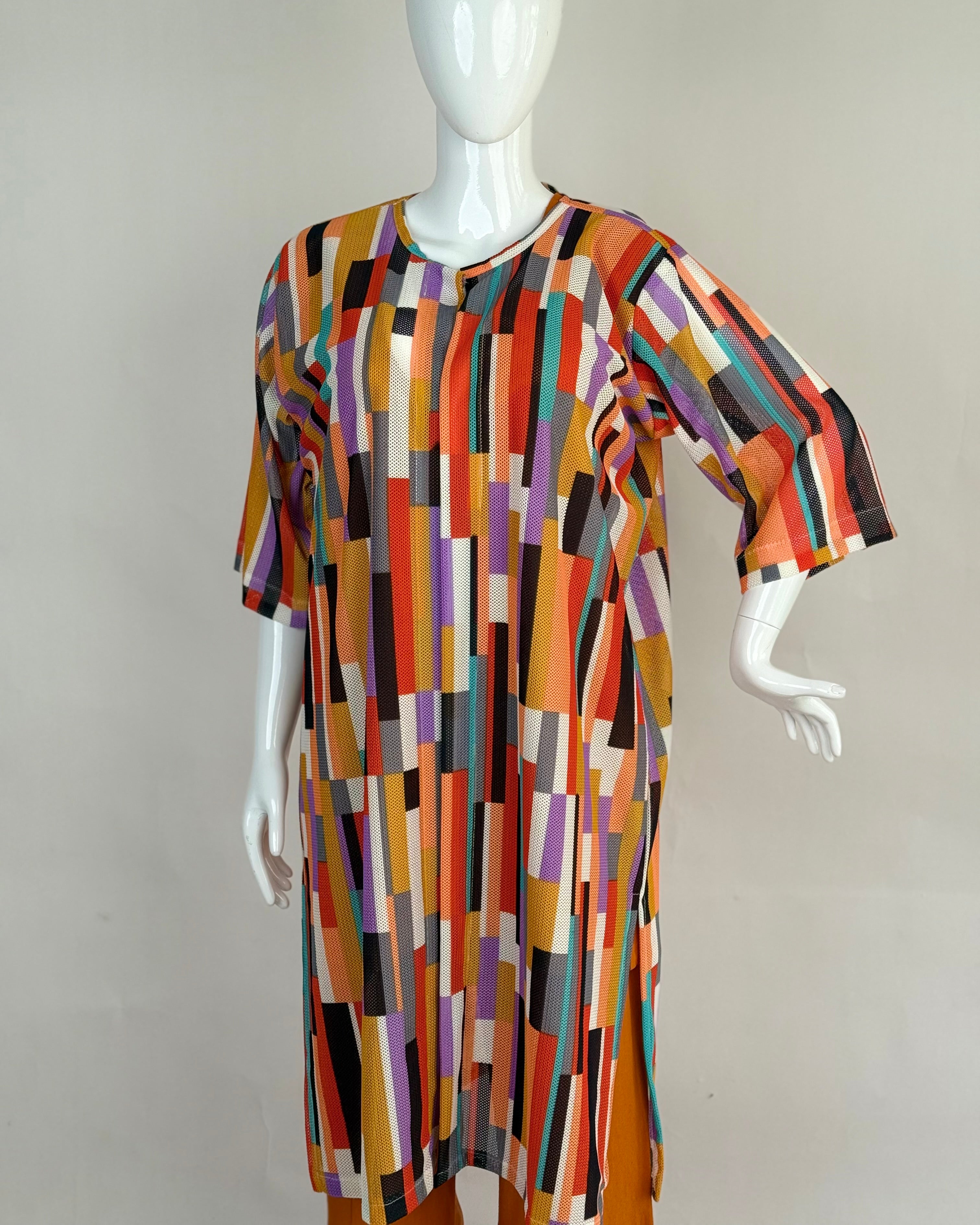 Ensemble oversize avec motif géométrique