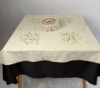 Nappe Brodée Bouquets Dorés