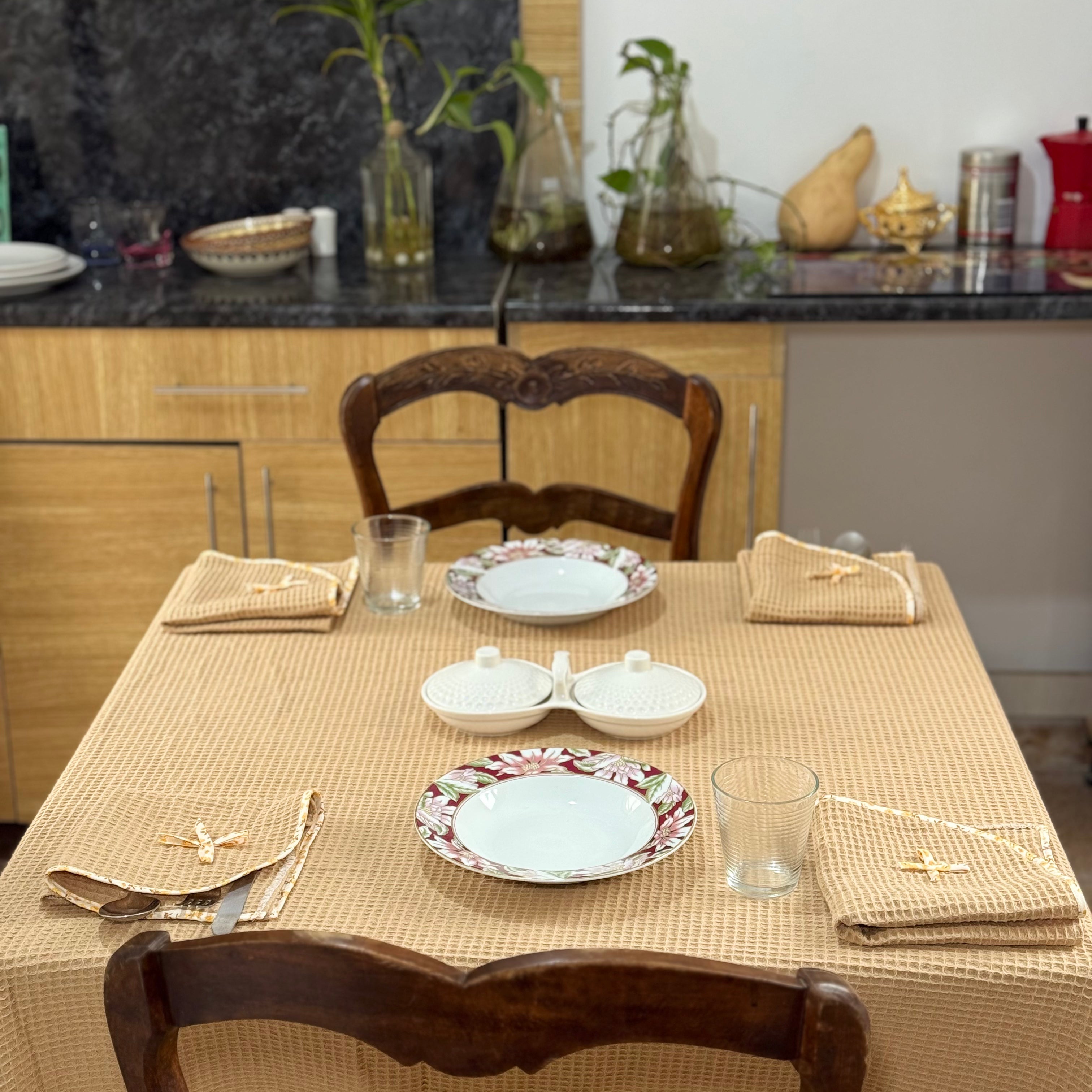 Nappe avec torchons